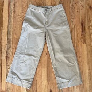 GAP - high-rise wide-leg crop khaki pants